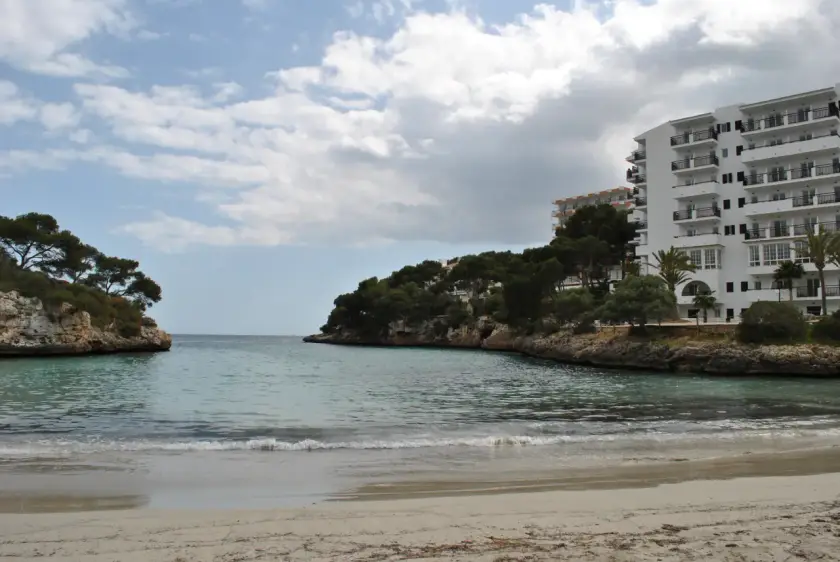 Transfer nach Cala Ferrera