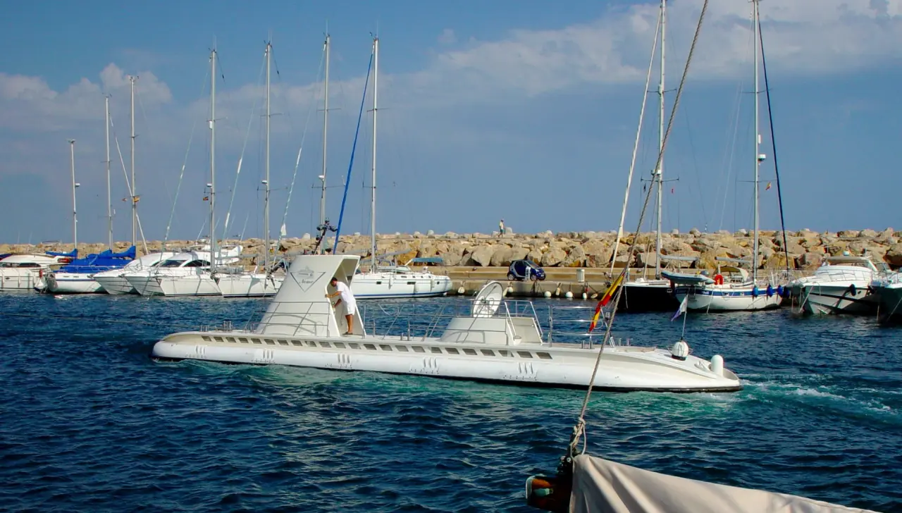 Touristen-U-Boot Nemo